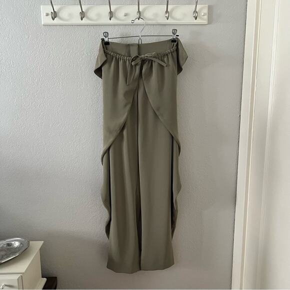 Aritzia Babaton 1-01 Jemima Pant in Newt Green - Picture 4 of 13